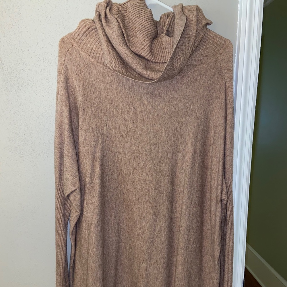 Very oversized, loose, turtle neck sweater